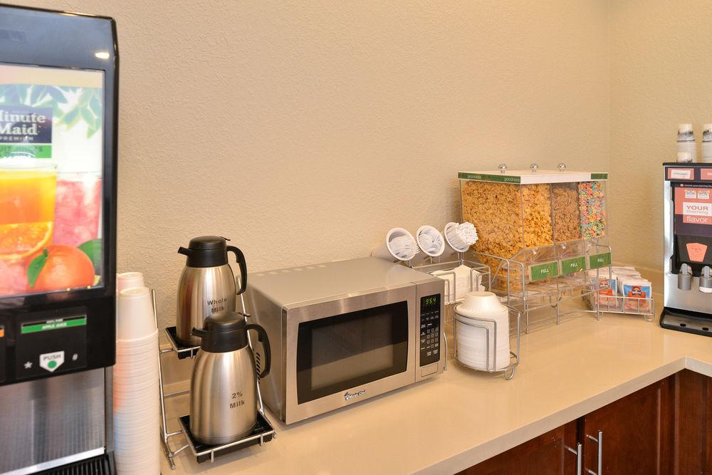 Comfort & North Hotel 3*